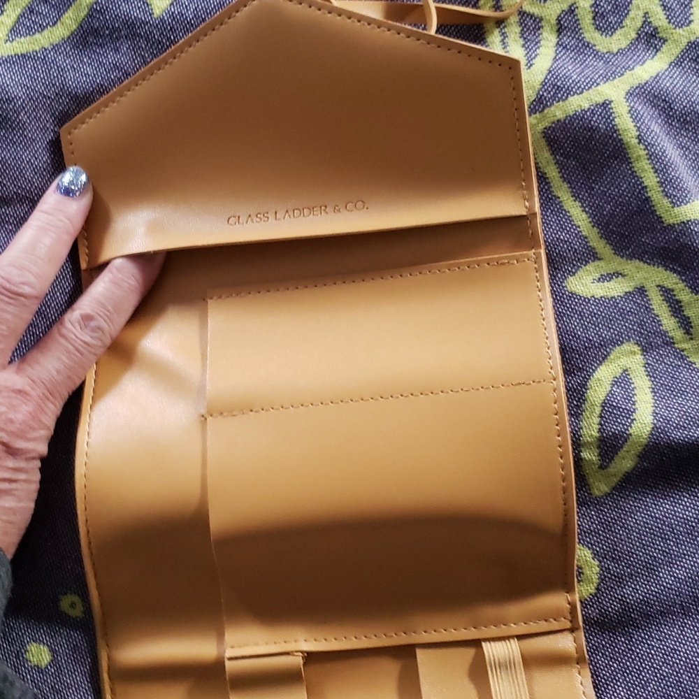 Multi-pocket organizer - Picture 4 of 8